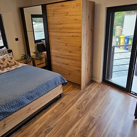 Betty Borik - Whole Ground Floor Appartement Rovinj