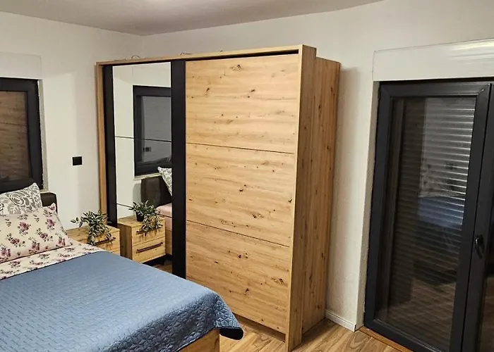 Appartamento Betty Borik - Whole Ground Floor Rovigno